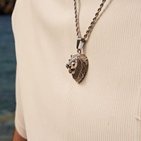 ROAR PENDANT